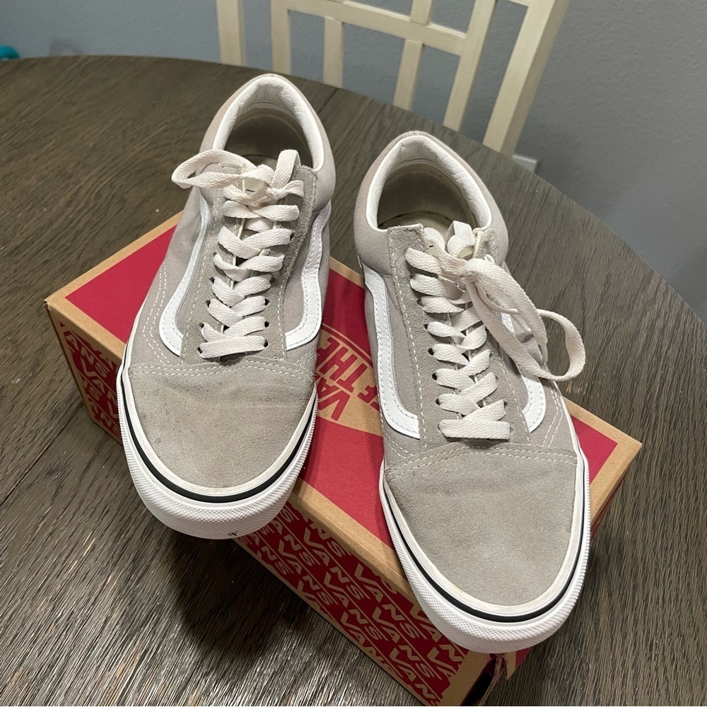 VANS Old Skool Shoe Unisex M 6.5 W 8 Color Drizzle/True White